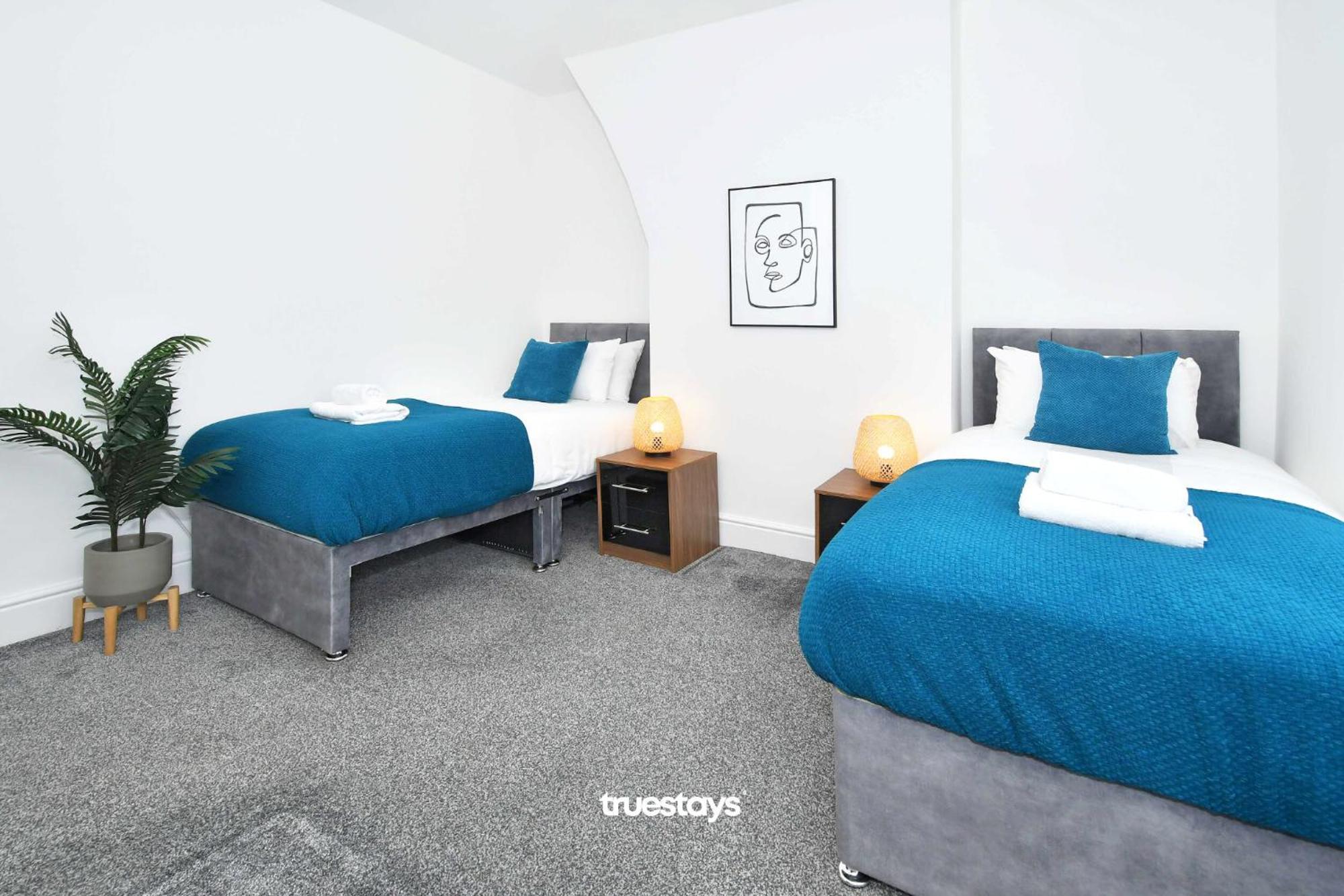 Gilman House By Truestays - 4 Bedroom House In Stoke-On-Trent Etruria المظهر الخارجي الصورة
